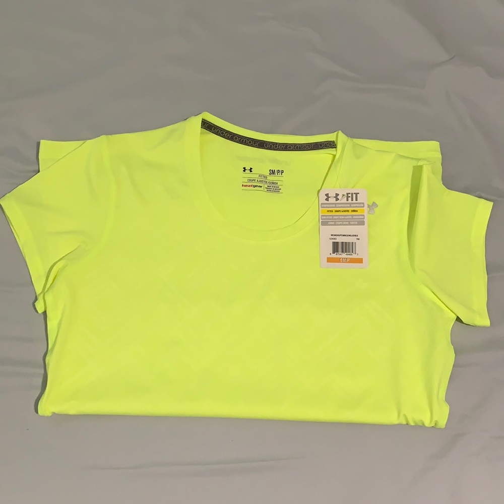 Under armour heat gear size small NWT